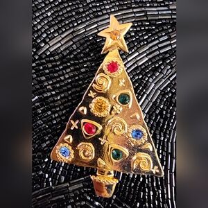 Vintage Christmas Tree Brooche.